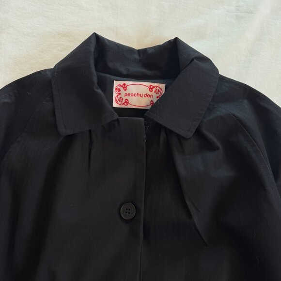 Peahcy den the cheri trench coat in Black - Picture 4 of 4